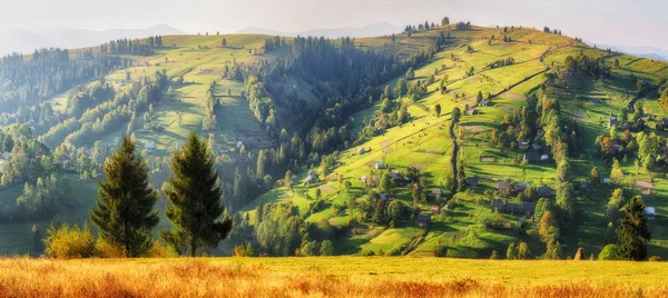 Autumn evening in the Carpathians — Stock Photo, Image