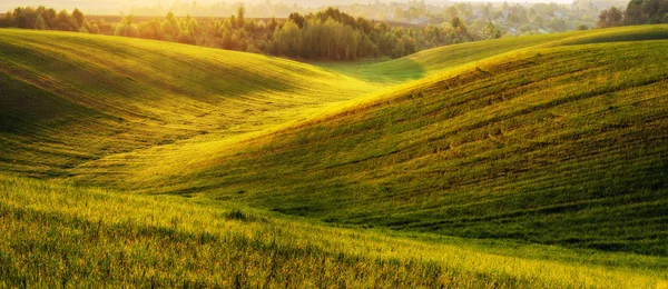 Campo Primavera Pintoresco Campo Montañoso Campo Agrícola Primavera — Foto de Stock