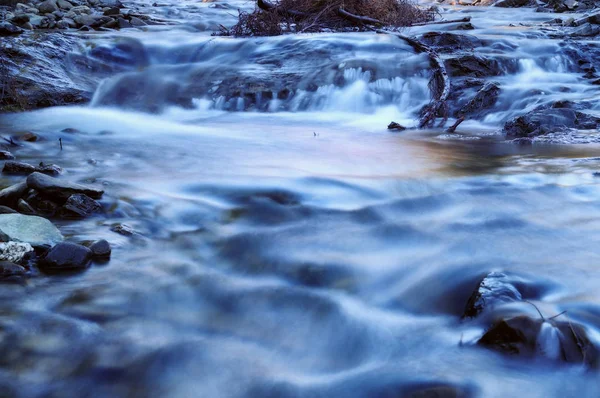 Arroyo Primavera Textura Agua Que Fluye — Foto de Stock