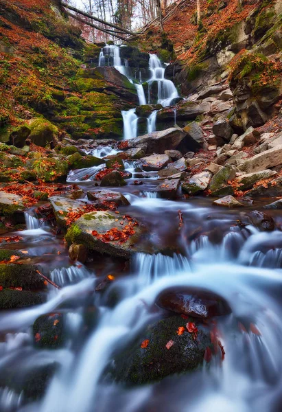 Catarata Los Cárpatos Cascada Otoño Pintoresco — Foto de Stock