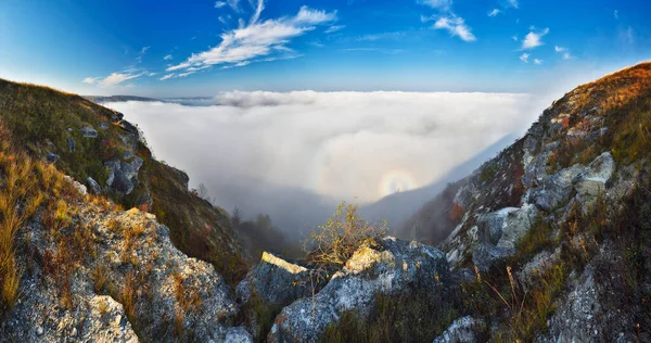 Камни Тумане Осенний Туман Каньоне Днестра — стоковое фото