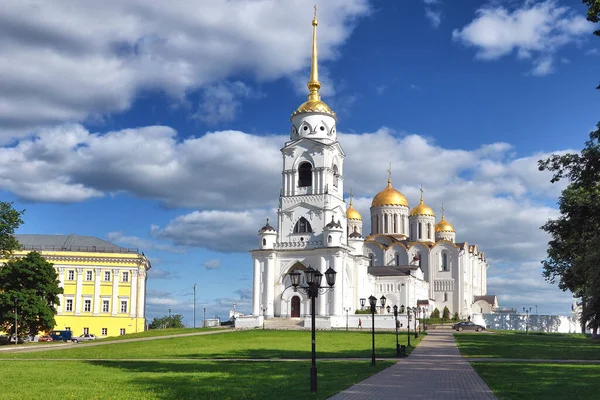 Vladimir Antagande Katedralen Uspensky Katedralen Soligt Väder Och Moln — Stockfoto