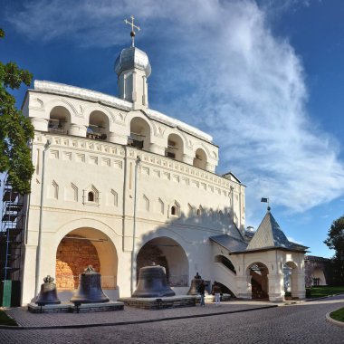 Veliky Novgorod, Kremlin duvarlarının içinde..
