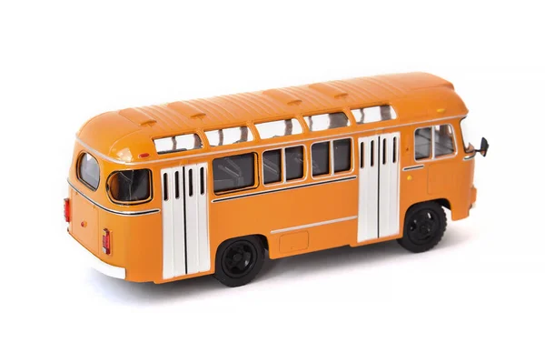 Sarı bir Rus otobüsünün ölçekli modeli. Oyuncak sarı otobüs