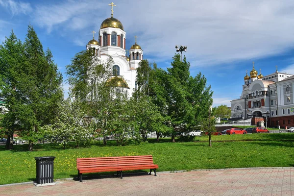 Tempel på blod i Ekaterinburg staden — Stockfoto