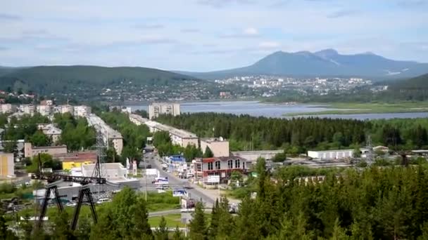 Panorama över staden Zlatoust utsikt från klocktornet — Stockvideo