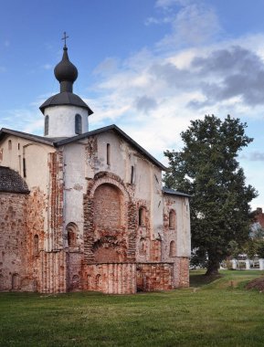Paraskeva Kilisesi Cuma günleri Veliky Novgorod Pazarlığı