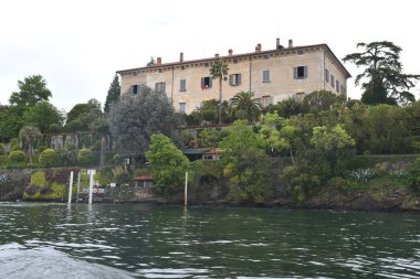 Maggiore Gölü manzarası, İtalya