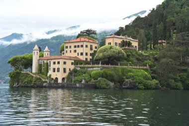 Villa del Balbianello'da Teras manzarası