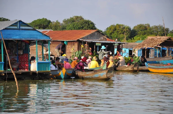 Chong Kneas Yüzen Köyü, Siem Reap, Kamboçya