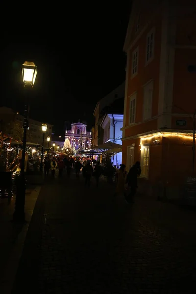 Centre Ville Romantique Ljubljana Décoré Pour Noël — Photo