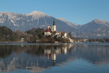 Slovenya 'da göl kanadı