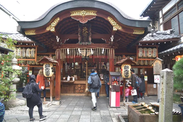 京都錦市場のお客様 — ストック写真