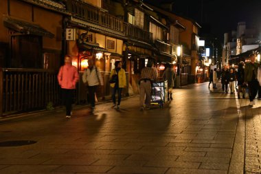 Gion ilçesindeki cadde manzarası, Kyoto