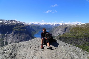 Trol Tunga, Trol Dili Rock, Norveç