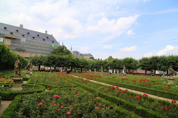 Michaelsberg Abbey Background Rose Garden Foreground — Stock Photo, Image