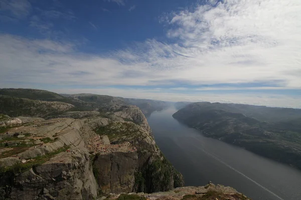 Preikestolen Famoso Acantilado Las Montañas Noruegas — Foto de Stock