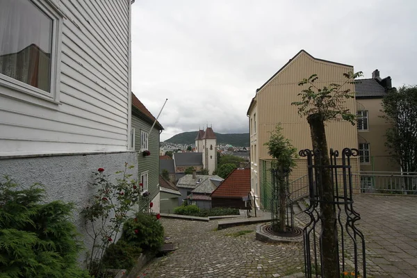 Les Maisons Colorées Bergen Dans Une Journée Nuageuse — Photo