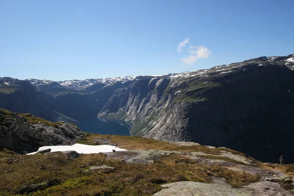 Norveç Trolltunga Yolu — Stok fotoğraf