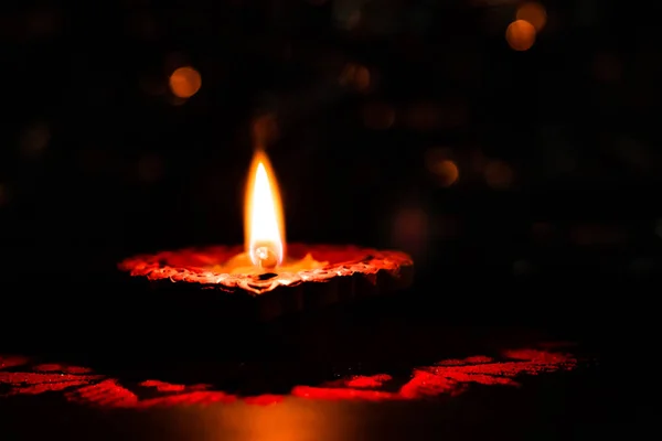 Conceito Decoração Diwali Com Uma Lâmpada Terracota Meio — Fotografia de Stock