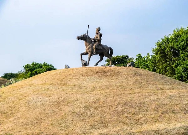 Plan Large Statue Guerrier Sikh Cheval Dans Jardin Commémoratif Guerre — Photo