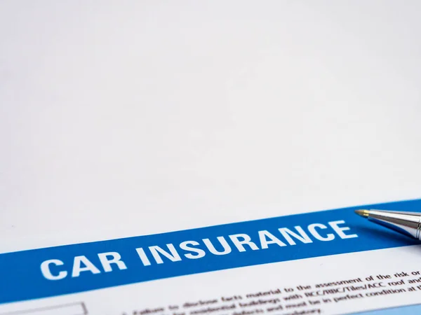 Car Insurance Paper Ball Pen Nib Side — Stock Photo, Image