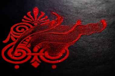 Tıbbi acil durum kavramı. Siyah arka planda kopya alanı olan Rangoli sanatı silindi. diwali concepsi