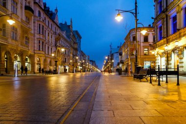 Ana cadde Piotrkowska, Lodz, Polonya