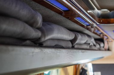 Otobüsteki yolcular için ekose (minibus)