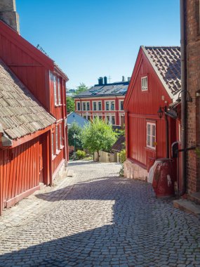 Norveç, Oslo 'daki Damstredet ve Telthusbakken' in eski semtindeki ahşap ev.