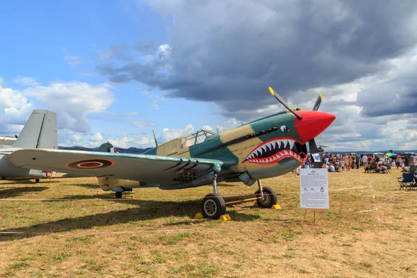 Avión Combate Kittyhawk Segunda Guerra Mundial Con Diseño Boca Tiburón —  Fotos de Stock
