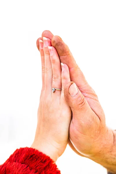 Toccando le mani, padre con mano faticosa dando il cinque wi — Foto Stock