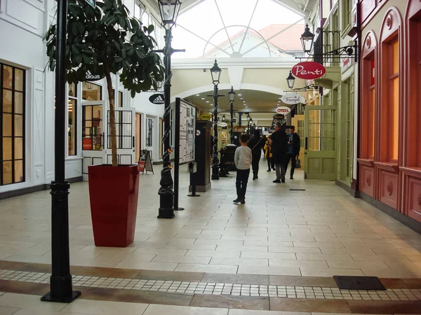 Fashion House Outlet shopping mall in Bucharest, Romania, 2019 — Stock Photo, Image