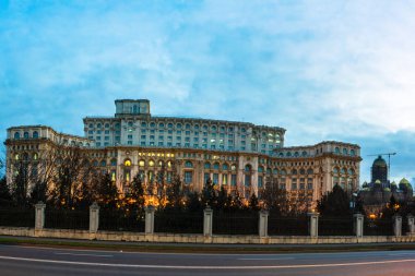 Bükreş 'teki Parlamento Sarayı (Palatul Parlamentului), c