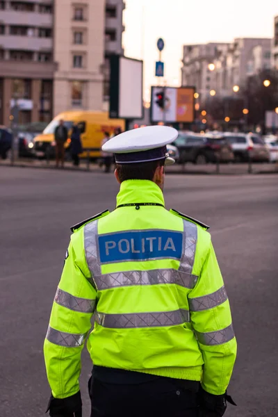 Policial local, policial romeno homem, policial de trânsito homem (Polit — Fotografia de Stock