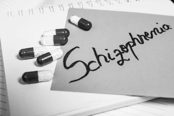 Írás skizofrénia memo post emlékeztető és gyógyszerek, tabletta — Stock Fotó