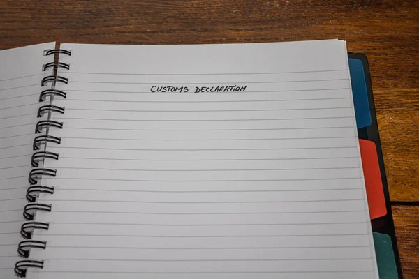 Tulldeklaration, handstil text på sidan på kontorets dagordning, — Stockfoto
