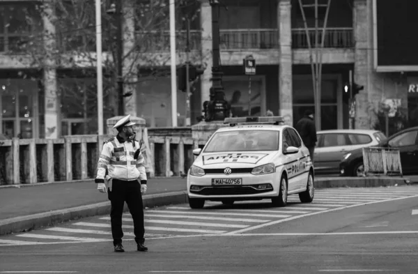 Rendőr, Román Közlekedési Rendőrség (Politia Rutiera) közvetlen vezetője — Stock Fotó