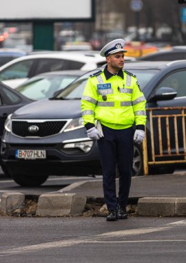 Yönetmen: Polis memuru, Romanya Trafik Polisi (Politia Rutiera)