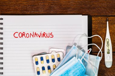 Fotokopi alanı olan tıbbi koruyucu ekipman bileşimi. Avrupa 'da yayılan Covid-19 grip virüsü, virüs koruma yöntemleri. Coronavirüs epidemisinden kaynaklanan değişiklikler ve komplikasyonlar.