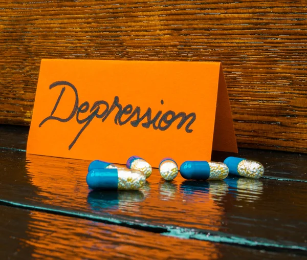 Etikete Bunalım Yazılıyor Metin Depresyonu Ilaçlar Haplar — Stok fotoğraf
