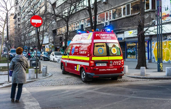 Auto Rumena Smurd Ambulanza 911 112 Servizio Medico Emergenza Missione — Foto Stock