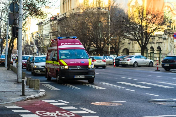 Rumänska Smurd Ambulans Bil 911 Eller 112 Akutsjukvård Uppdrag Centrala — Stockfoto