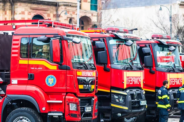 Bomberos Rumanos Emergencia Contra Incendios Pompierii Estacionados Frente Ministerio Del — Foto de Stock