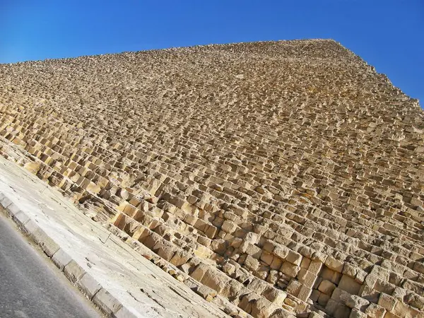 Egyptiska pyramiderna i Giza — Stockfoto