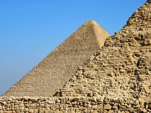 Egyptiska pyramiderna i Giza — Stockfoto