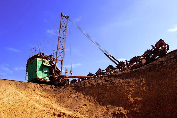 Old Bucket Excavator Transverse Dripping Conducts Development Quarry Extraction Clay — Stock Photo, Image