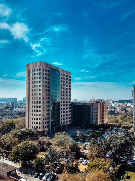 Gurgaon, Hindistan - 02 Mart 2020: Global Business Park Binaları ve ofisleri
