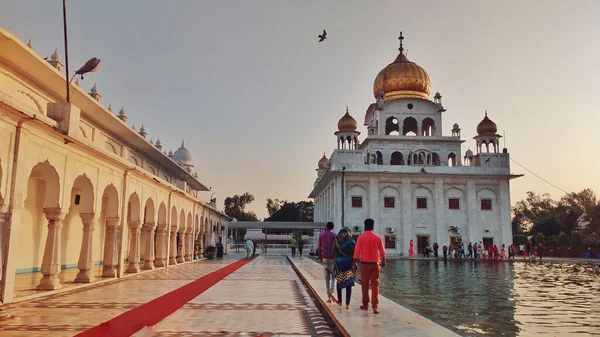 高丽纳卡皮奥 Gurdwara Nanak Piao 是位于印度德里北部的古鲁瓦拉历史建筑 这个Gurdwara Sahib献给第一位锡克教长 Sri Guru Nanak — 图库照片