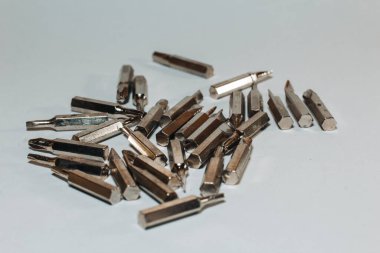 Tornavida Başlığı & Parçaları Ekle, Daha İyi Tutmak için Güçlü Lastik Tutucu, Manyetik Araç Takımını Vidala